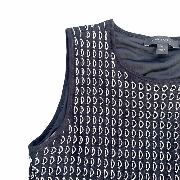 Ann Taylor Embroidered Peplum Knit Sleeveless Sweater Tank Top Black White XS - Picture 6 of 16